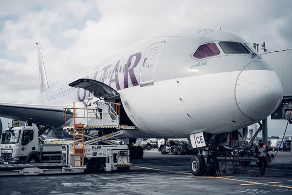 Een Close Shot Van Een Qatar Airways Boeing 787 Dreamliner — Stockfoto