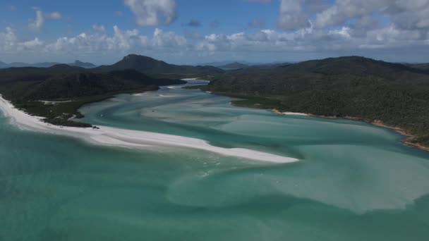 Eine Luftaufnahme Des Schönen Whitehaven Beach Australien Unter Blauem Bewölkten — Stockvideo