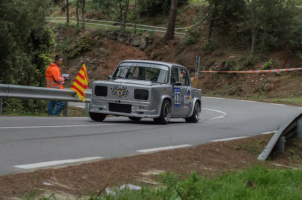 รถคลาสส กเล ในการช มยางมะตอย 1000 Rallye — ภาพถ่ายสต็อก