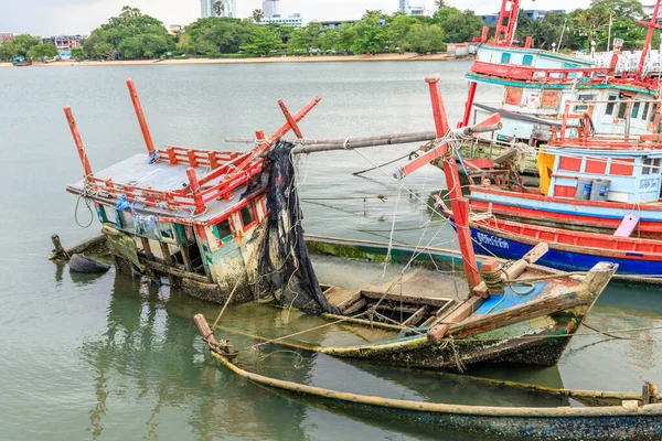 Der Fischerboothafen Bang Sare Thailand — Stockfoto