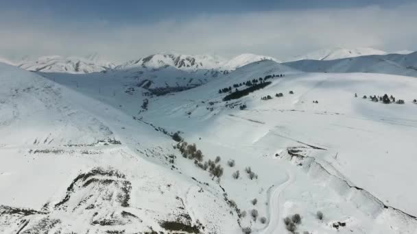Красивый Снимок Пейзажа Покрытого Снегом Шираке Армения — стоковое видео