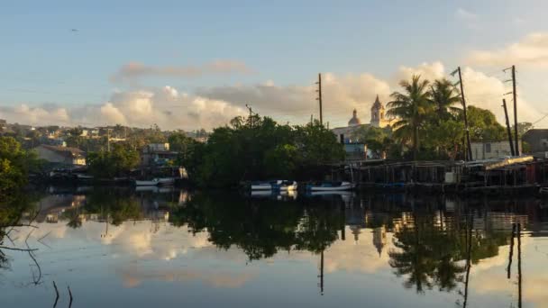 Uma Filmagem Rio Yumuri Cuba Matanzas Durante Pôr Sol Brilhante — Vídeo de Stock