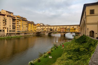The Ponte Vecchio Bridge in Florence over the Arno River, Tuscany, Italy
