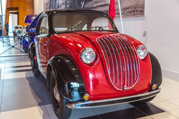 Very Old Car Showed Museum Steyr Bicolor Red Balck — Stock Photo, Image