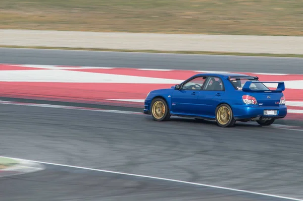 Moderner Japanischer Sportwagen Awd Auf Der Rennstrecke Subaru Impreza — Stockfoto