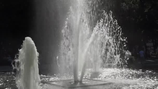 Springbrunnen Oslo Gegenlicht Slo Motion — Stockvideo