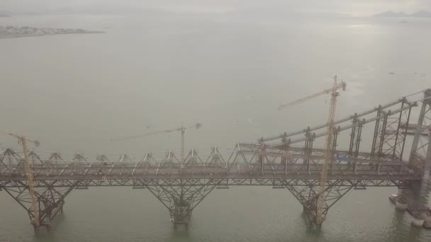 Luftaufnahme Der Hercilio Luz Brücke Florianopolis Brasilien Einem Düsteren Tag — Stockvideo
