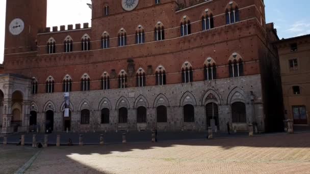 Ένα Αστικό Τοπίο Κτιρίων Στην Piazza Del Campo Στη Σιένα — Αρχείο Βίντεο