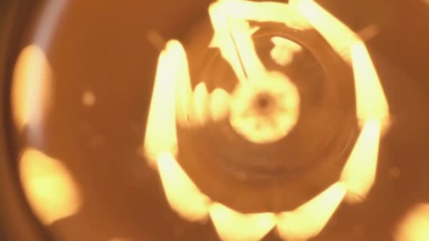 Siyah Arkaplanda Bir Ampulün Makro Görüntüsü — Stok video