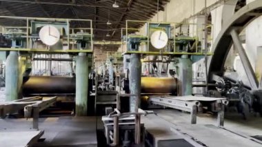 Polonya, Katowice 'deki Çinko Metalurji Müzesi' nde çalışan endüstriyel bir buhar makinesi.