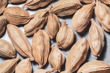 Cardams 'ın en iyi görüntüsü. Tabaktaki fasulye.