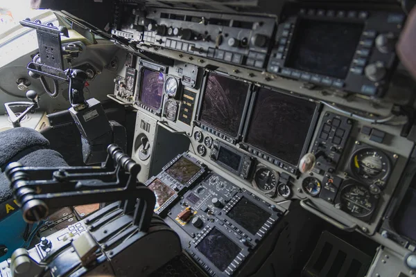 Avionics Globemaster Cockpit — Stock Photo, Image