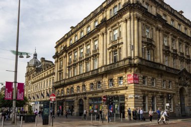 Glasgow, İskoçya 'nın merkezindeki tipik tarihi bir binanın manzarası.,