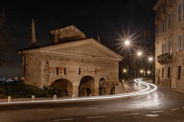 Porta San Giacomo Street Lights Night Bergamo Italy — Stock Photo, Image