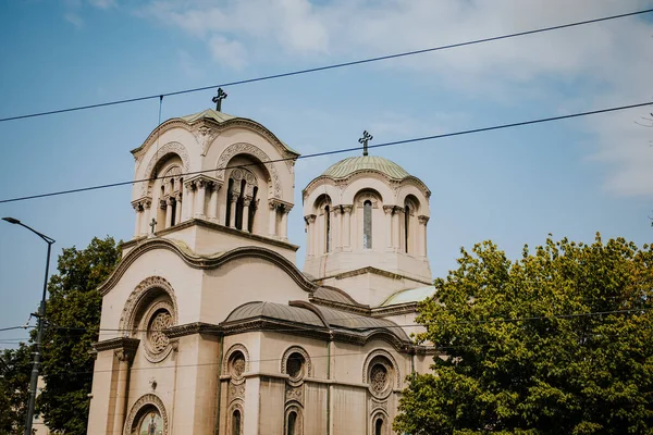 Открытая Панорама Православной Церкви Белграде Сербия Голубым Небом — стоковое фото