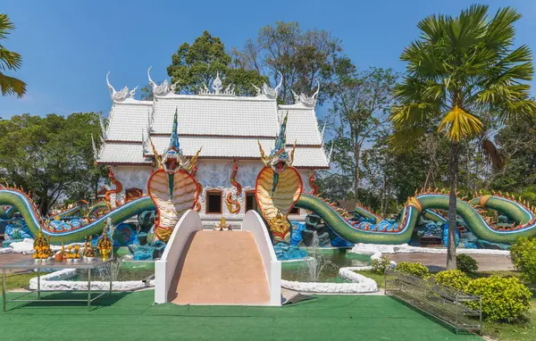 Ein Kleiner Dorftempel Mit Drachen Bang Sare Thailand — Stockfoto