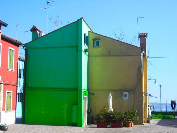 Vieux Bâtiment Résidentiel Coloré Façade Dans Rue Murano — Photo