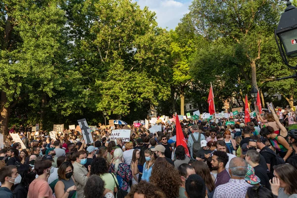 Demonstranti Držící Lepenkové Cedule Převratu Nejvyššího Soudu Roe Wade Foley — Stock fotografie