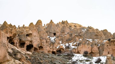 Kapadokya, Türkiye 'de jeolojik oluşumun güzel bir görüntüsü
