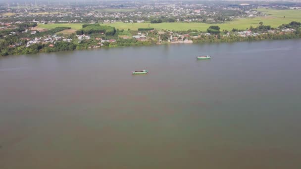 Filmato Aereo Drone Del Mare Con Barche Città Vietnam — Video Stock