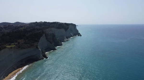 Вид Воздуха Красивый Морской Пейзаж Высокими Скалами — стоковое фото