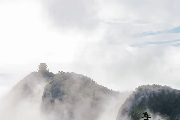 Den Dimmiga Emei Mountain Topp Kina — Stockfoto