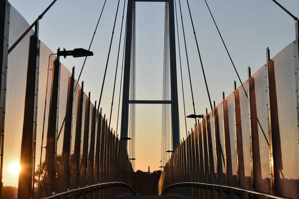 Most Harolda Maira Most Dla Pieszych Przebiegający Przez Autostradę Hume — Zdjęcie stockowe