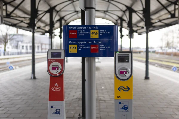 Segnaletica Trasferimento Olandese Strisciatori Elettronici Che Vanno Una Società Ferroviaria — Foto Stock