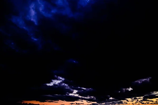 Cloudscape Nubes Colores Atardecer Cerca Del Océano — Foto de Stock