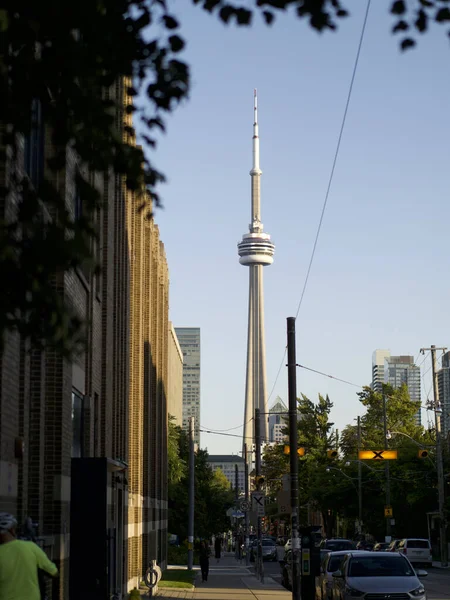 Vertikální Snímek Slavné Věže Centru Toronta Kanada — Stock fotografie