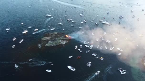 Una Vista Aérea Muchos Barcos Agua Cerca Grimstad City Día — Vídeos de Stock