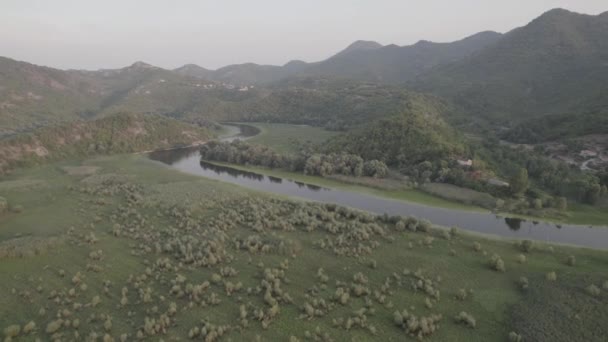 Αεροπλάνο Επανδρωμένου Αεροσκάφους Της Λίμνης Σκάνταρ Στα Σύνορα Αλβανίας Και — Αρχείο Βίντεο