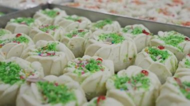 Lezzetli ev yapımı Hint Bengali Sandesh tatlısı.