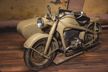 Müzedeki çok eski tarihi bir sepet. Zundapp KS750