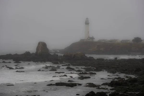 Vista Del Faro Pigeon Point Coperto Nebbia California — Foto Stock