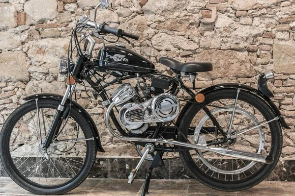 Velmi Stará Historická Motorka Muzeu Whizzer — Stock fotografie