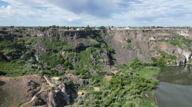Yılan Nehri Kanyonu 'nun güzel manzarası. Idaho, Birleşik Devletler.