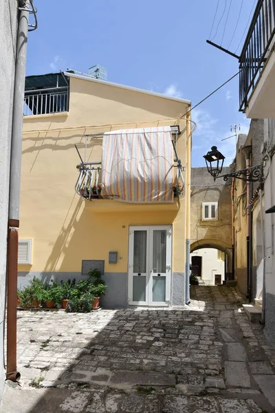 Una Pequeña Calle Entre Las Antiguas Casas Irsina Pueblo Provincia — Foto de Stock