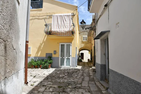 Een Kleine Straat Tussen Oude Huizen Van Irsina Een Dorp — Stockfoto