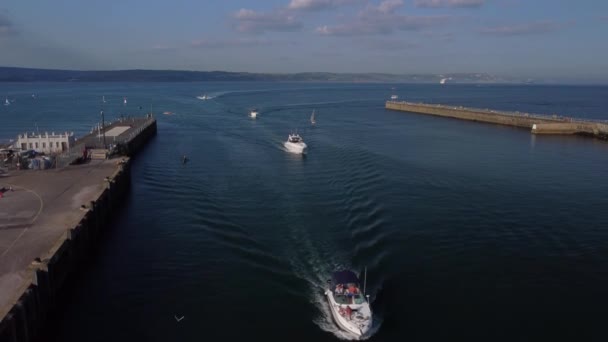 Drone Záběry Lodi Přístavu Weymouth — Stock video