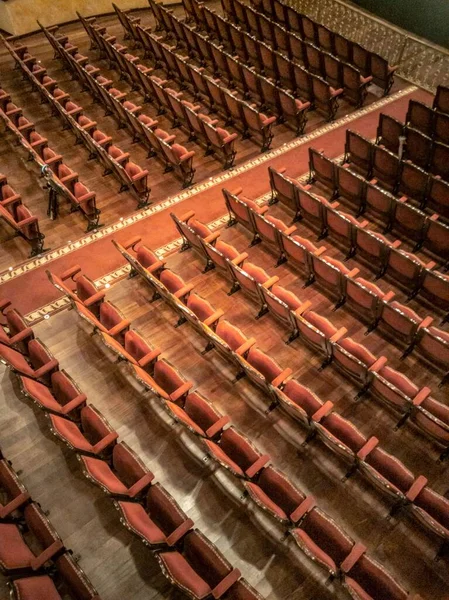 Vertical Shot Empty Vintage Auditorium Teatro Leal — Stock Photo, Image