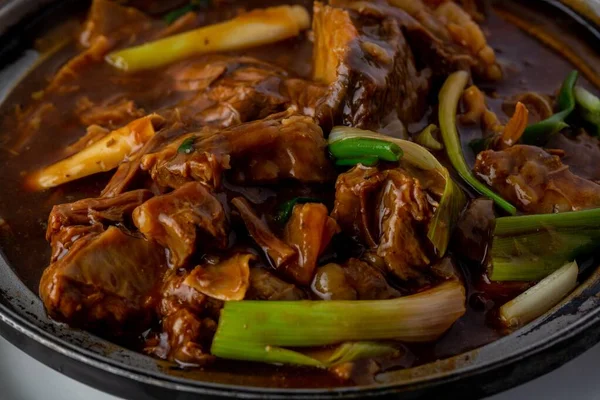 Closeup Shot Mongolian Beef Green Onions Pan — Stock Photo, Image