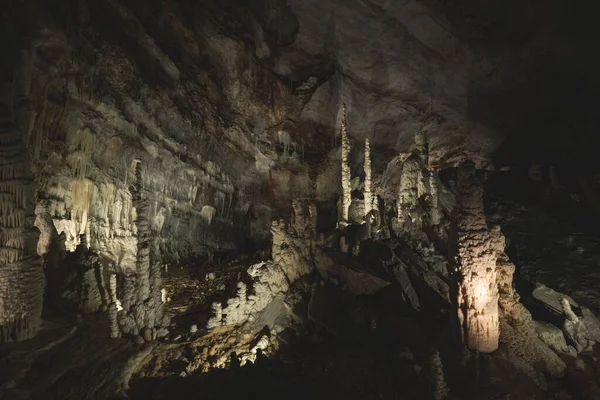 Γραφική Θέα Των Σπηλαίων Frasassi Στην Ιταλία Ευρώπη — Φωτογραφία Αρχείου