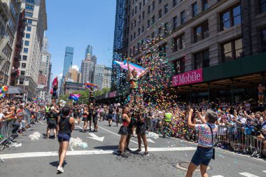 New York 'ta 26 Haziran 2022' de New York Onur Yürüyüşü 'nde sahne alacak.