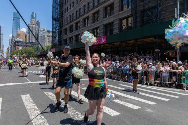 Gotham 'dan ponpon kızlar 26 Haziran 2022' de NYC 'deki Onur Yürüyüşü' nde sahne alacaklar.