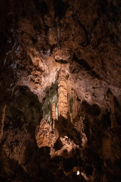 Plan Vertical Karst Des Magnifiques Grottes Frasassi Italie — Photo