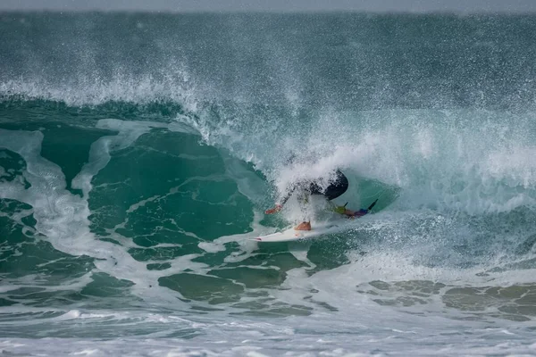 Surfer Rides Waves Super Tubes Surfing Event Jeffreys Bay South — Stock Photo, Image