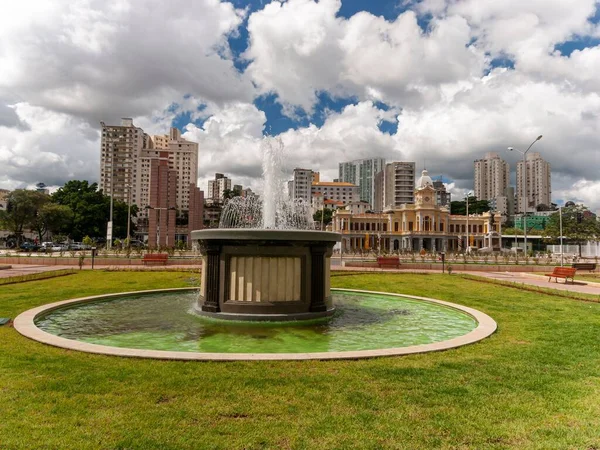 Stasyon Meydanı Heykelleri Belo Horizonte Şehrindeki Kaynakları Olan Güzel Merkez — Stok fotoğraf