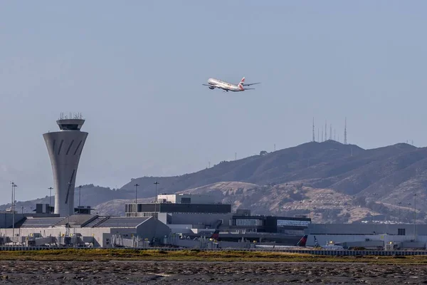 Een Vliegtuig Vlucht Luchthaven Van Everett — Stockfoto