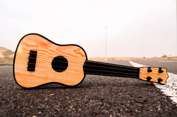 Classical Guitar Asphalt Countryside Road — Stock Photo, Image